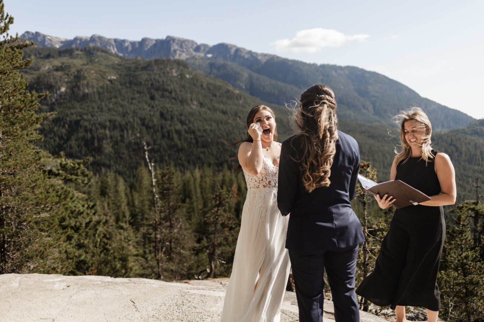 Stunning Sea to Sky Gondola Wedding - amandareedphotos.com