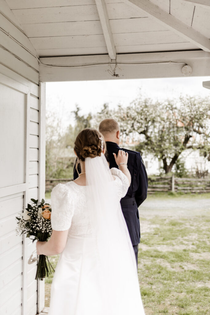 A bride's first look with her father at this Estate 248 wedding in Langley, British Columbia