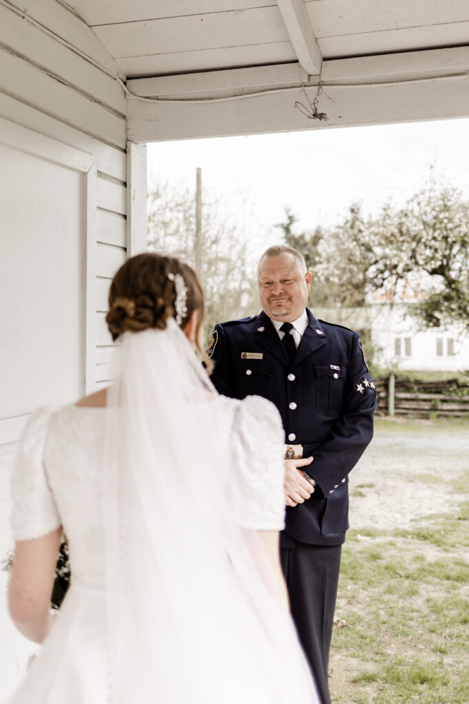 A bride's first look with her father at this Estate 248 wedding in Langley, British Columbia