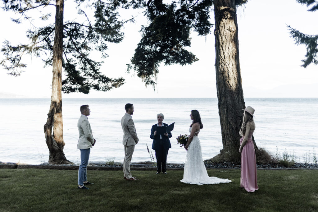 East Sooke elopement on Vancouver Island, British Columbia