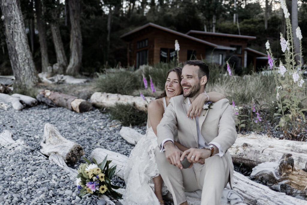 East Sooke elopement on Vancouver Island, British Columbia