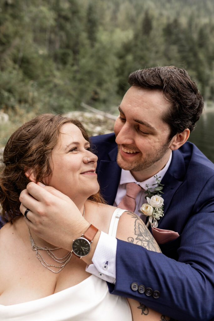 Mabel Lake elopement