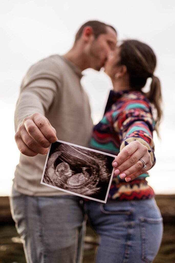 Richmond, BC golden hour maternity session