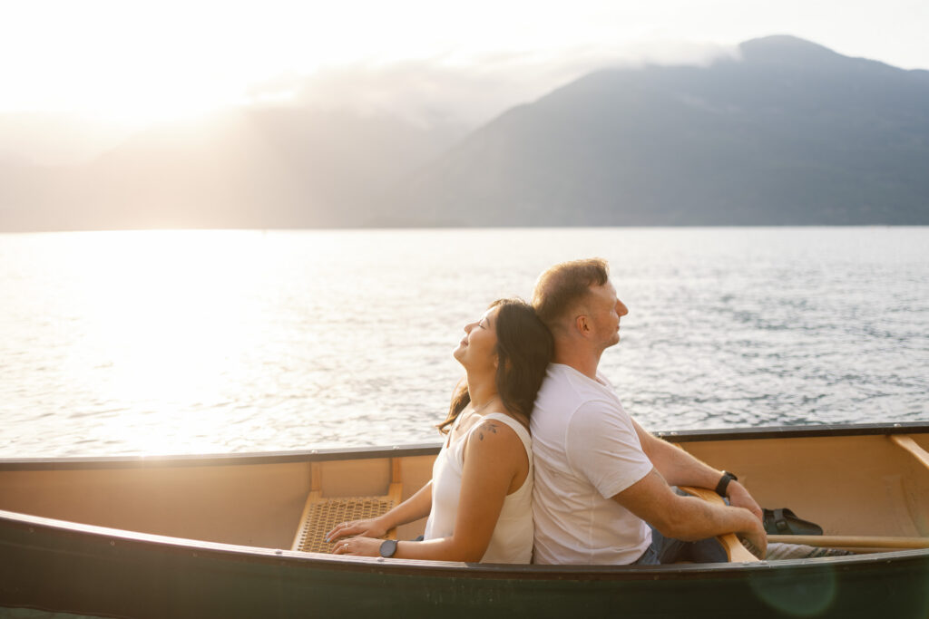 Golden hour couples canoe photoshoot at Porteau Cove, near Squamish BC